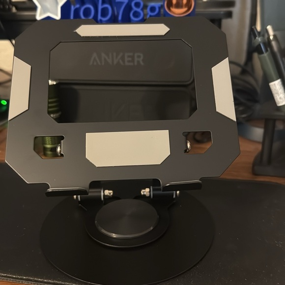 Adjustable Tablet Stand - Picture 6 of 10